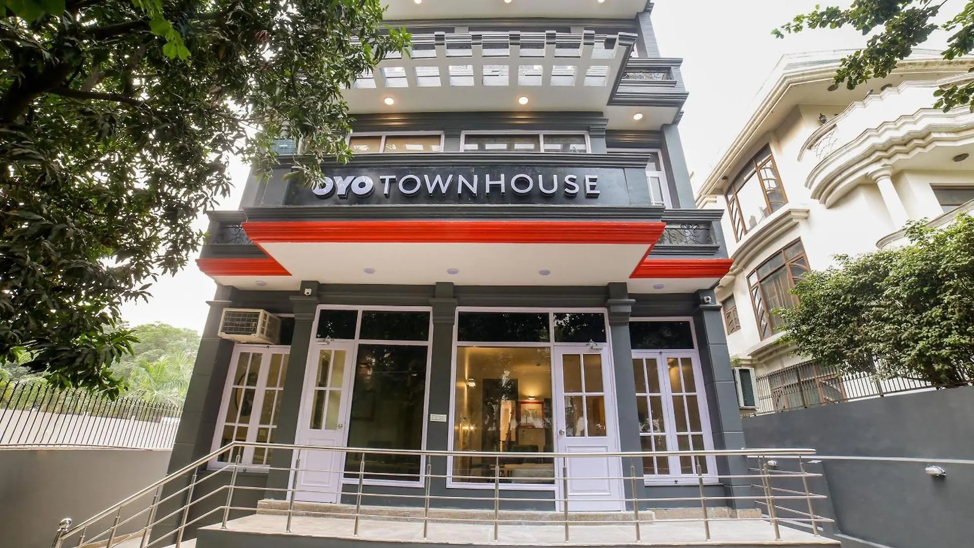 Townhouse 330 Dlf Phase-2 Near Leisure Valley Park غورغاون فندق