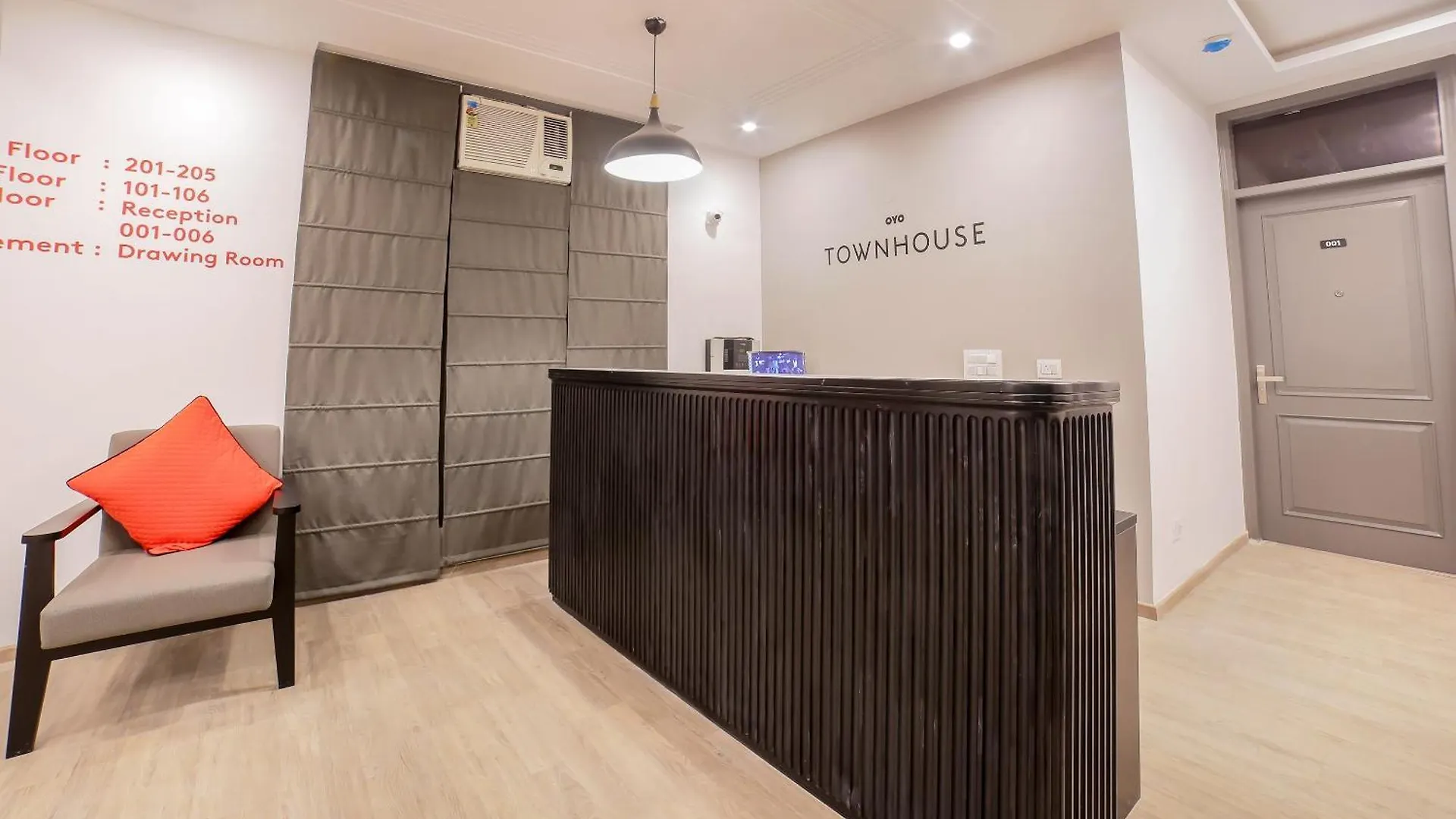 Townhouse 330 Dlf Phase-2 Near Leisure Valley Park غورغاون