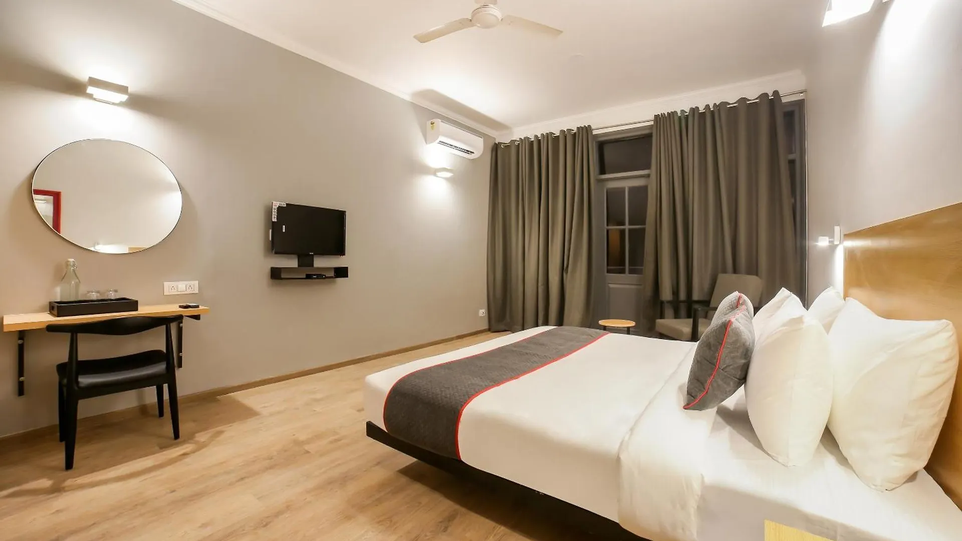 فندق Townhouse 330 Dlf Phase-2 Near Leisure Valley Park غورغاون
