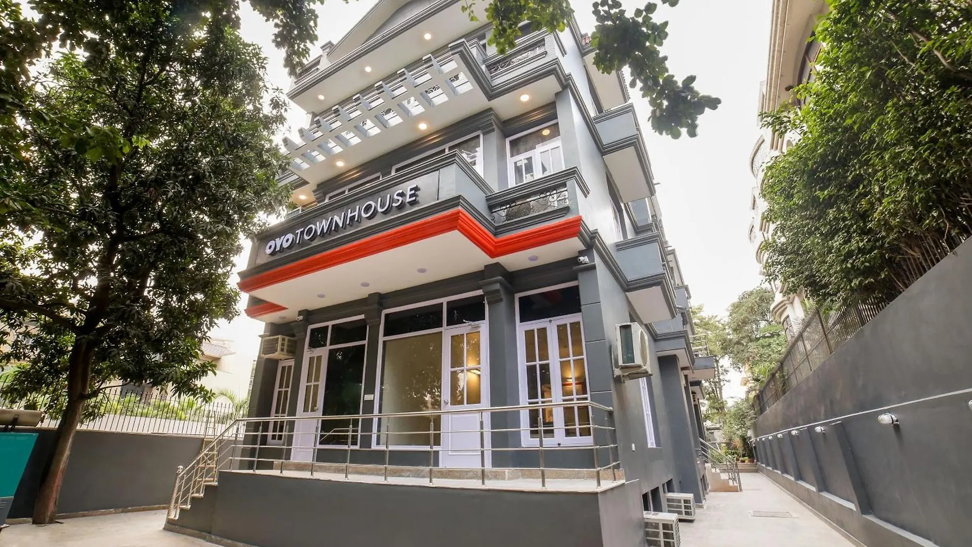 فندق Townhouse 330 Dlf Phase-2 Near Leisure Valley Park غورغاون